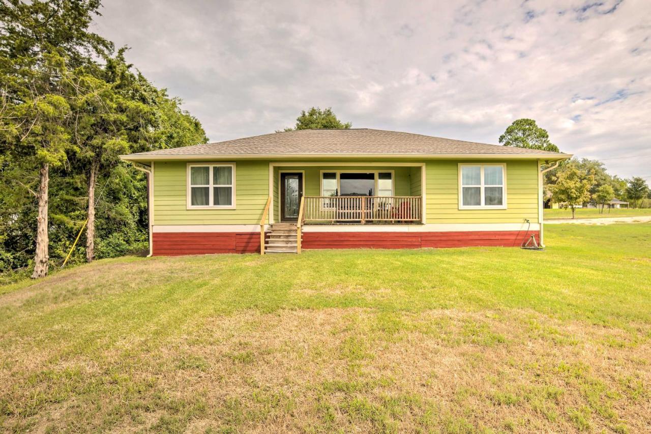 The Gathering Place Brenham Home On 6 Acres Экстерьер фото