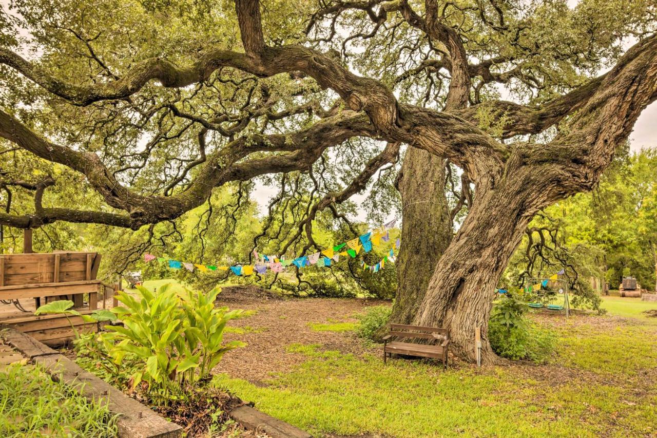 The Gathering Place Brenham Home On 6 Acres Экстерьер фото