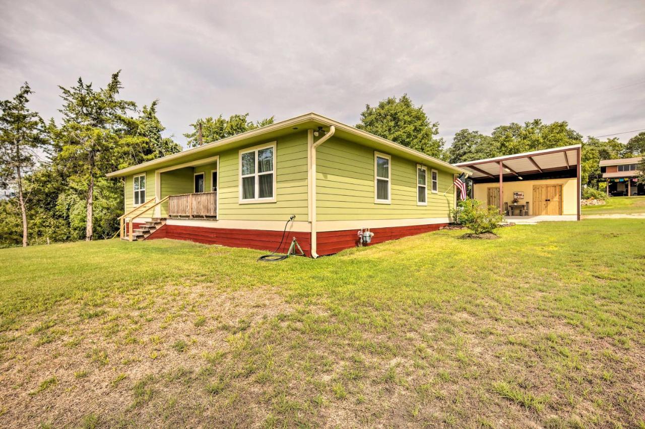 The Gathering Place Brenham Home On 6 Acres Экстерьер фото