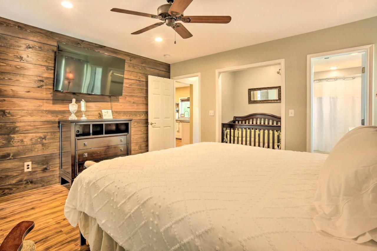 The Gathering Place Brenham Home On 6 Acres Экстерьер фото